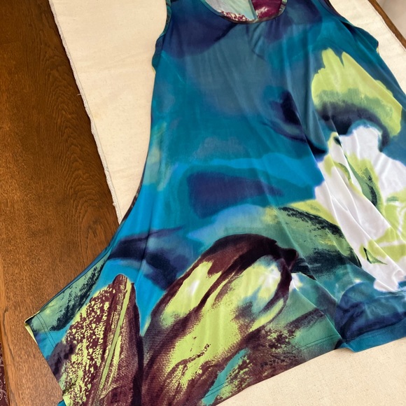 Bold Stunning Color Bali mini dress. Poly blend allows for easy care, quick wear - Picture 4 of 4